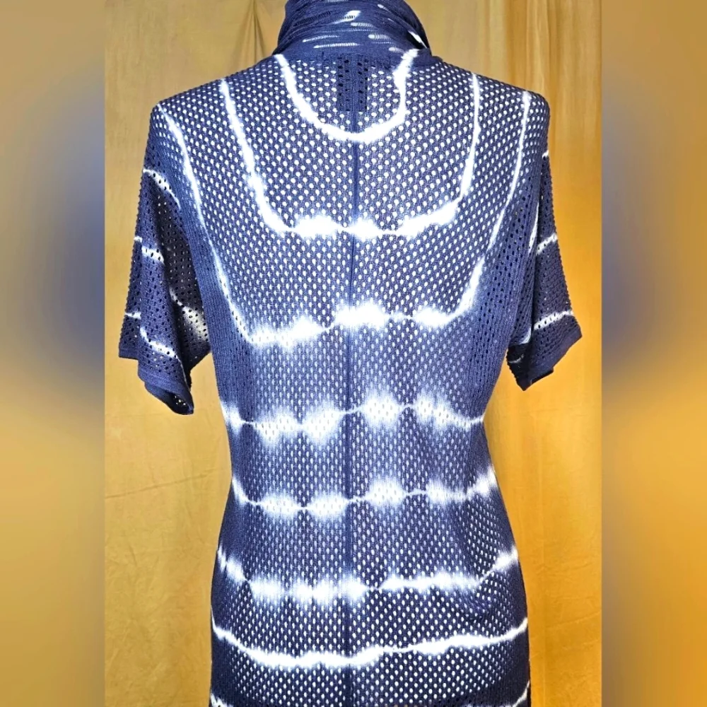 Vintage Design 365 Blue And White Short-sleeved Wrap Size Small - Picture 8 of 9